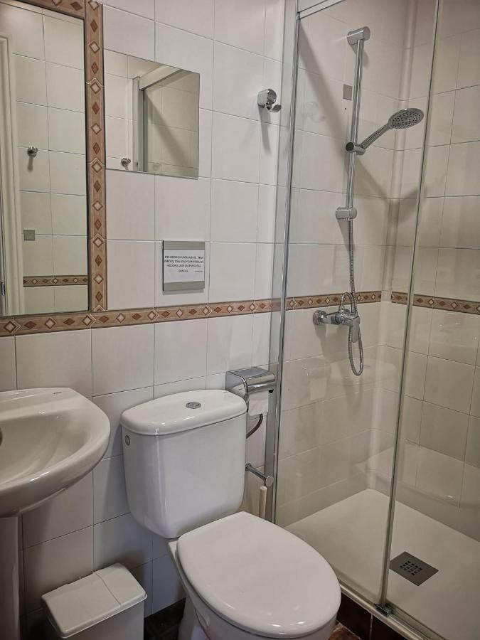 Hostal Costa De La Luz Conil De La Frontera Zewnętrze zdjęcie