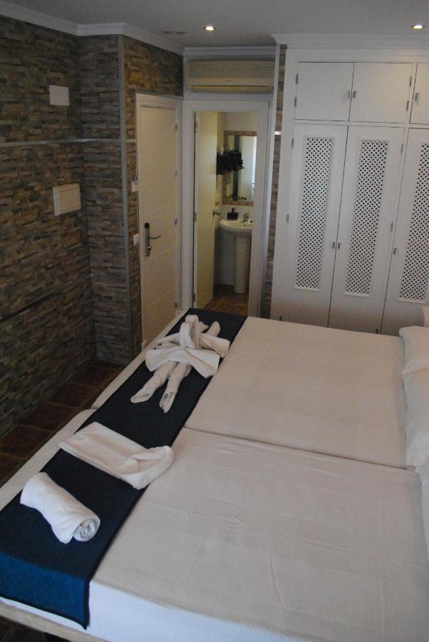 Hostal Costa De La Luz Conil De La Frontera Zewnętrze zdjęcie